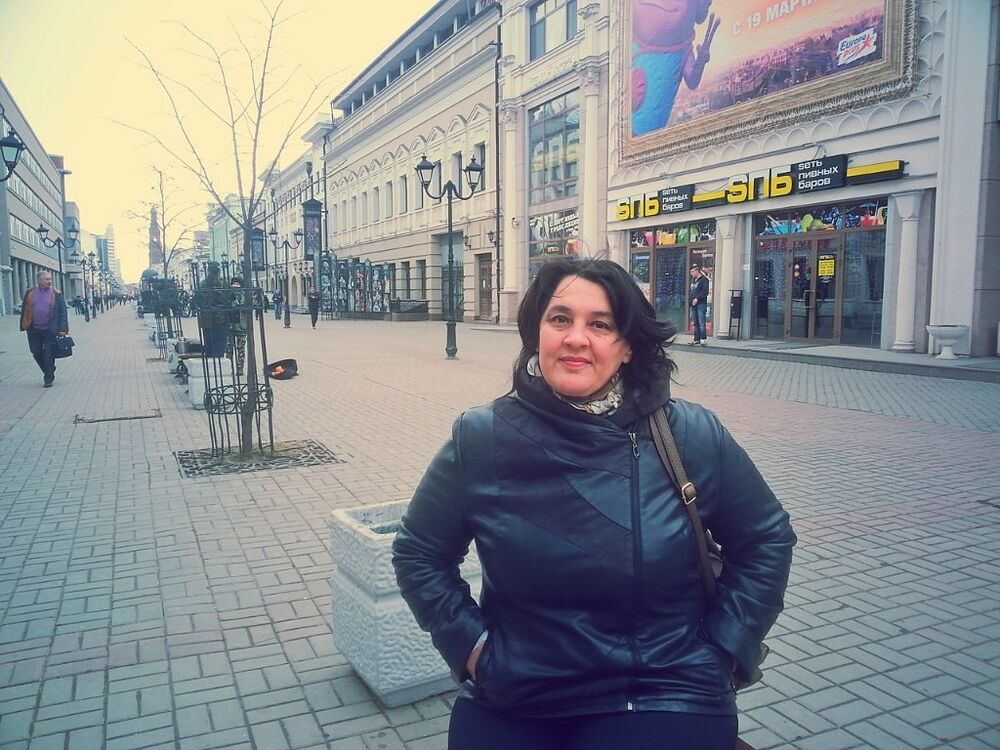  ,   LILI, 57 ,   ,   , c 