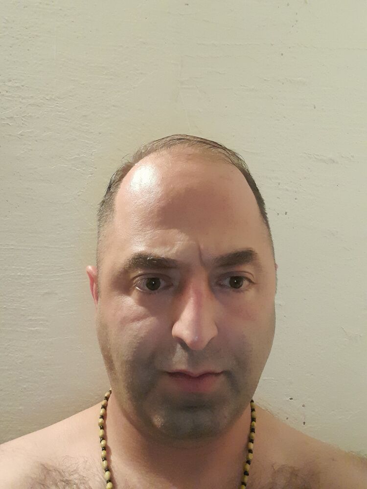  ,   Eme, 41 ,   ,   