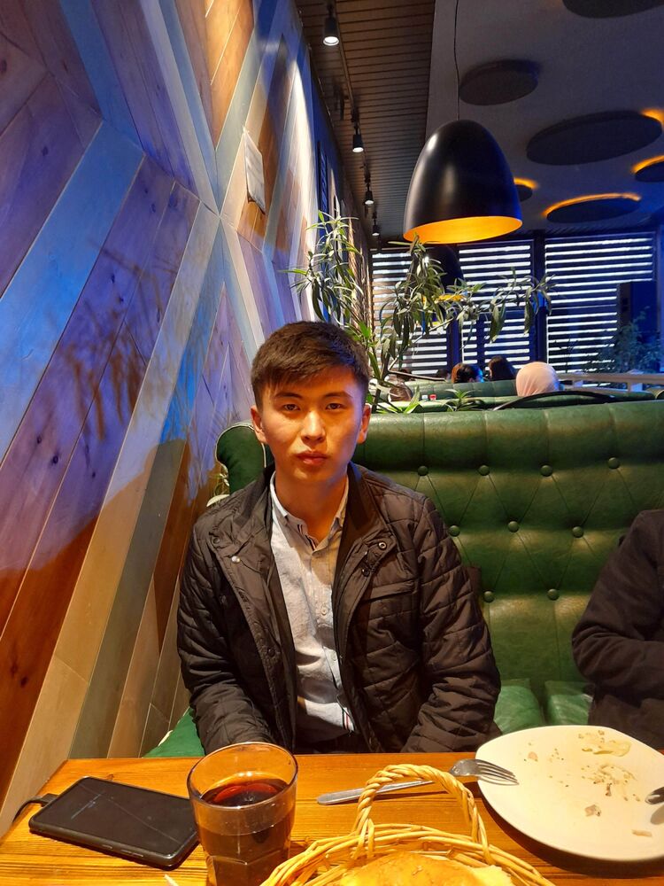  53578815  Albert, 22 ,    