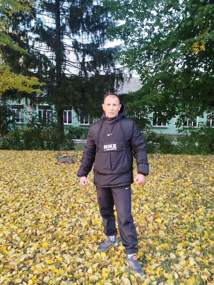  54086215  Vladimir, 36 ,    