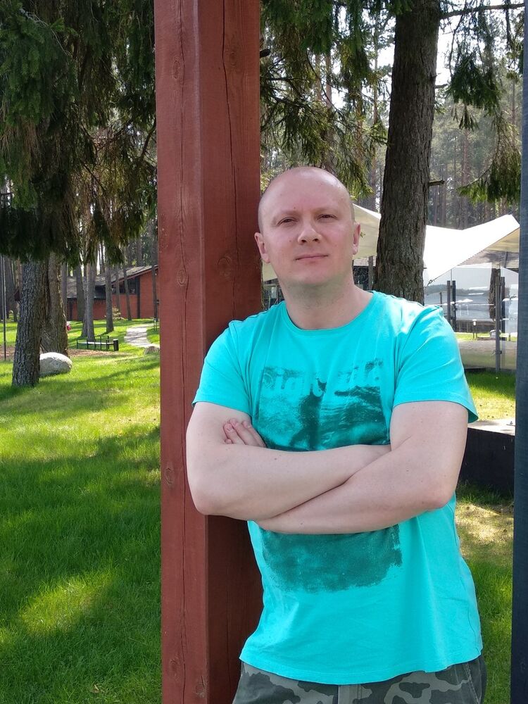  ,   Yury, 48 ,   ,   , c 