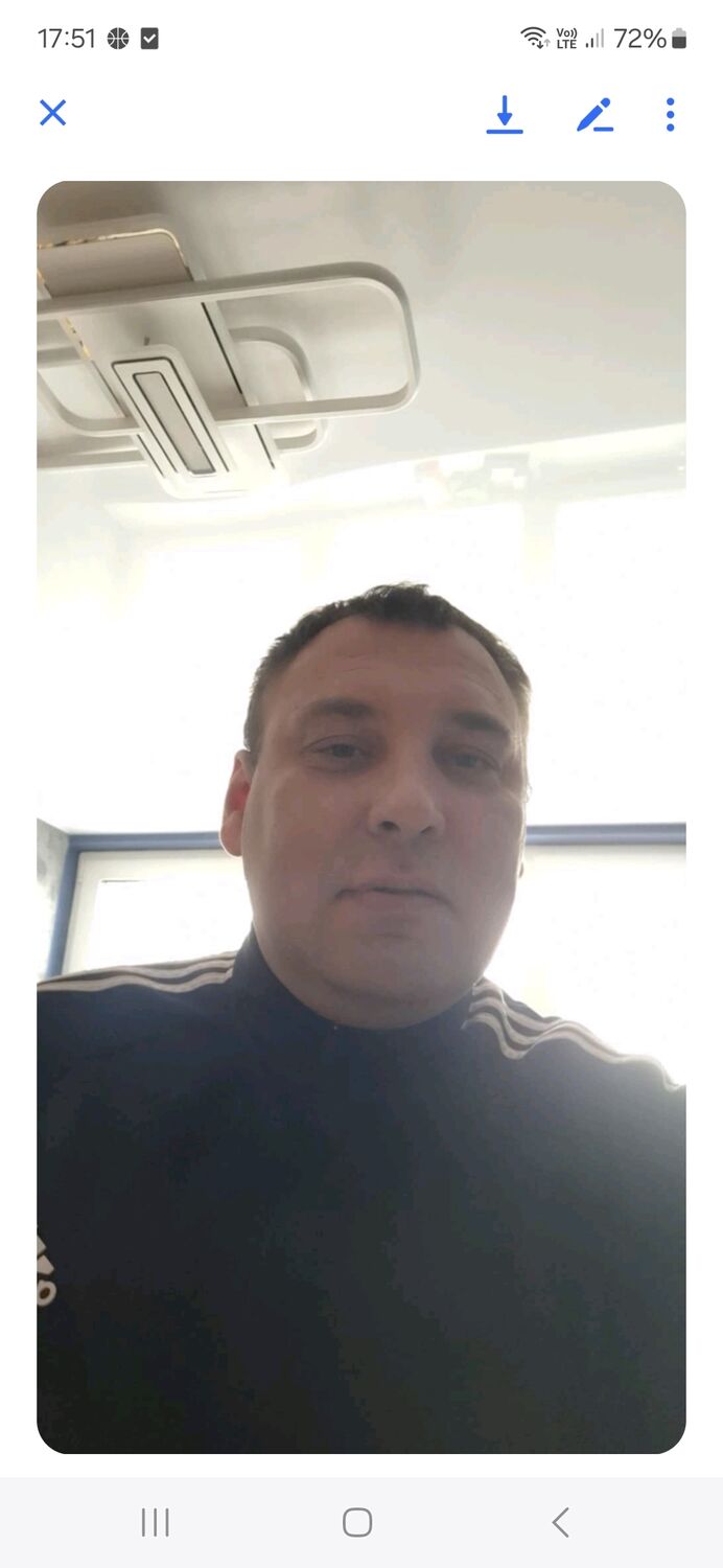  ,   Vitalijus, 38 ,   ,   