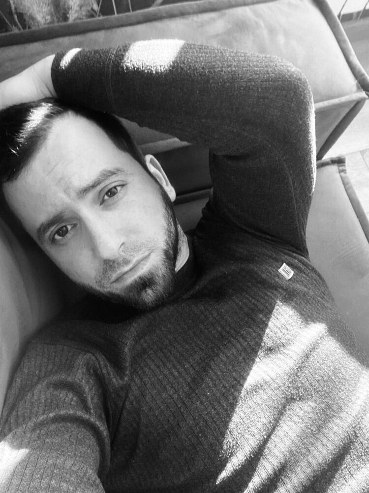  ,   Nikolai, 32 ,   ,   
