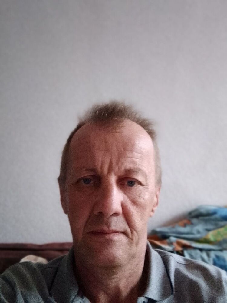  44483195  , 54 ,    