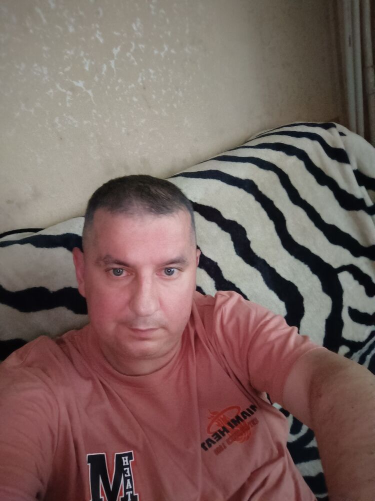  52721335  , 45 ,    
