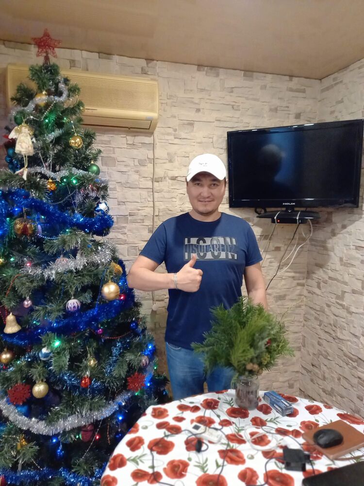  ,   Rus, 48 ,   ,   
