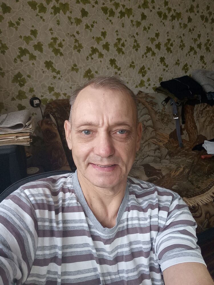  48358875  , 37 ,    