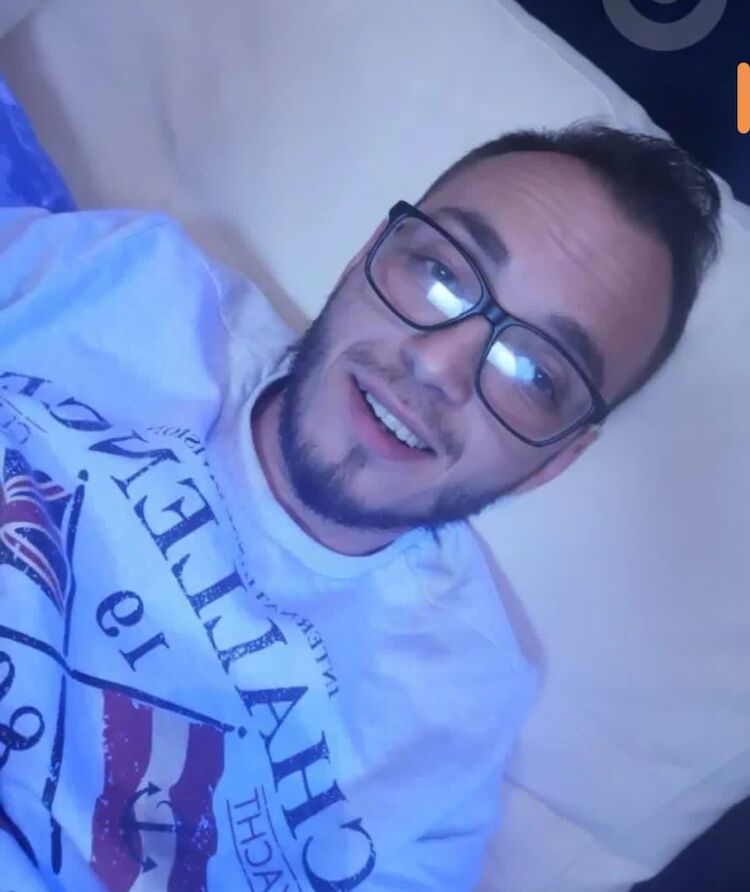  27712435  , 33 ,    -