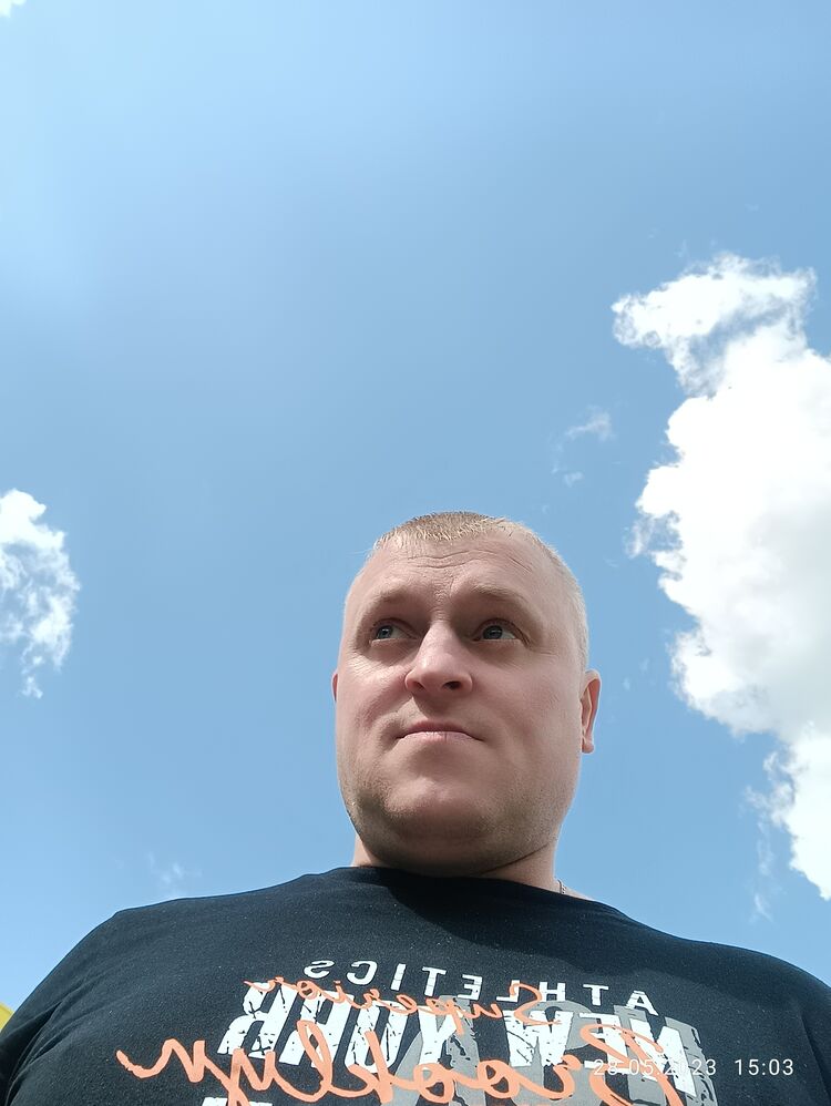  35476795  Sergei, 42 ,    