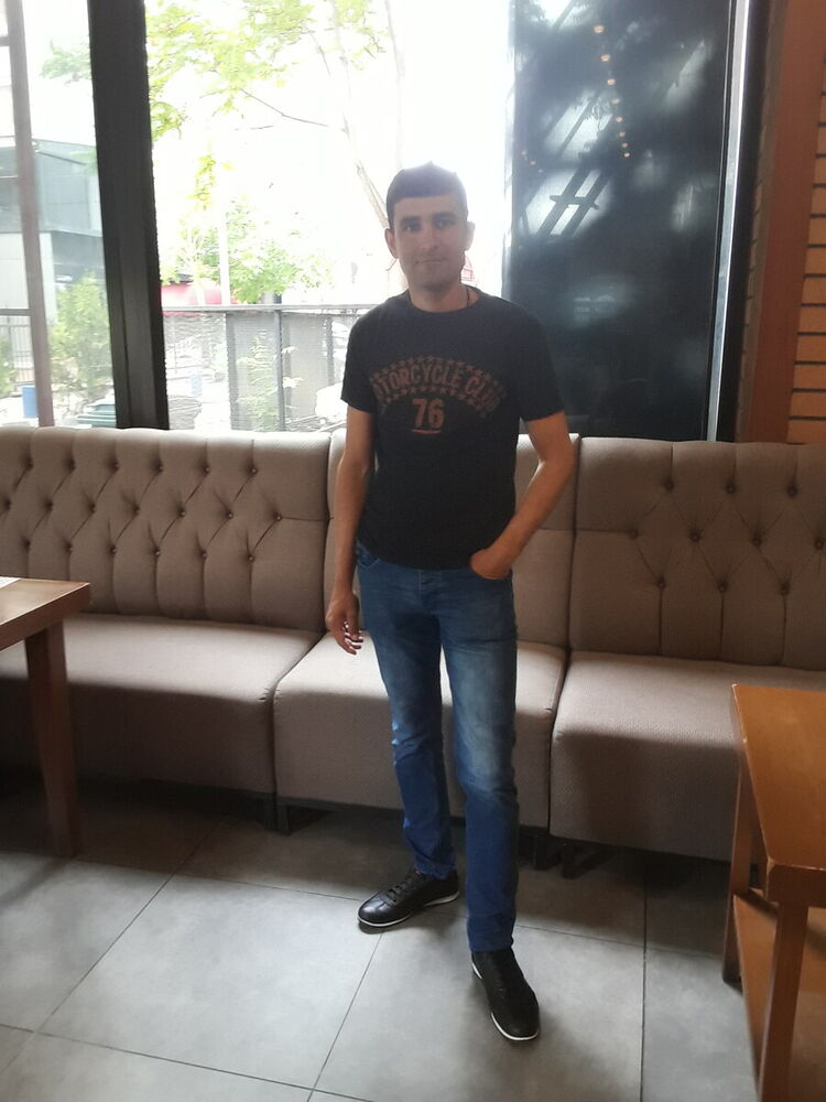  ,   Azat, 35 ,   ,   , c 