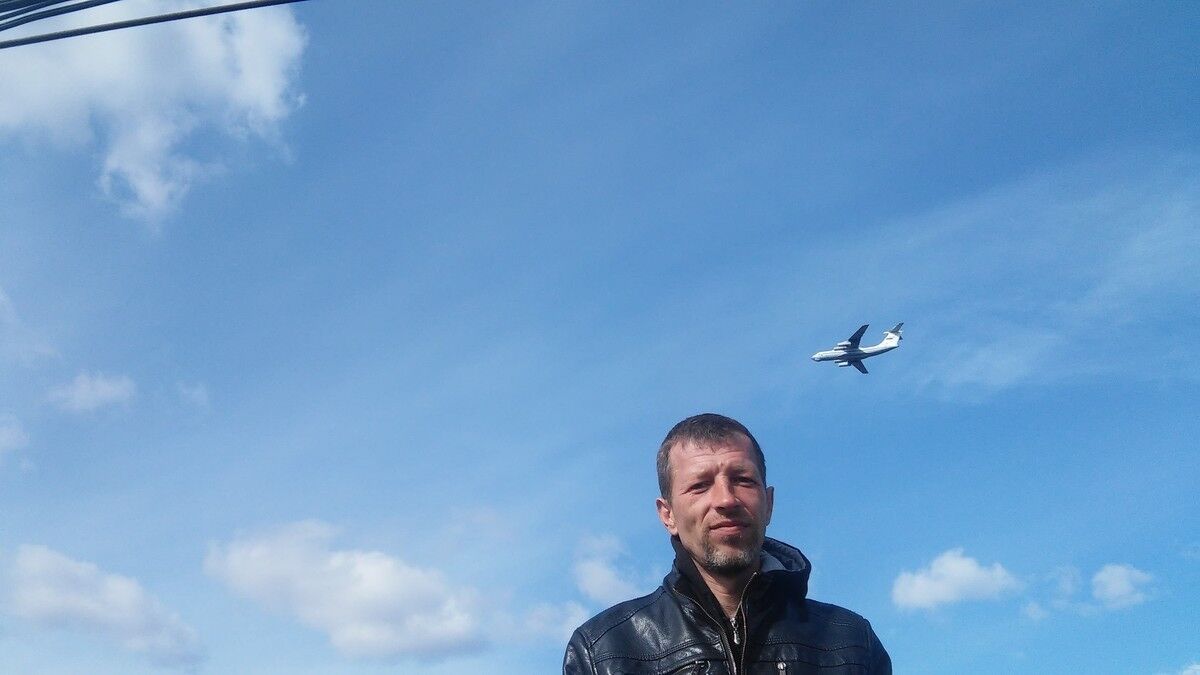  ,   Andrej, 48 ,   ,   , c 