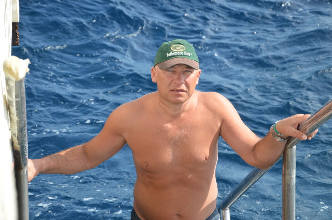  6359085  Sergei, 62 ,    