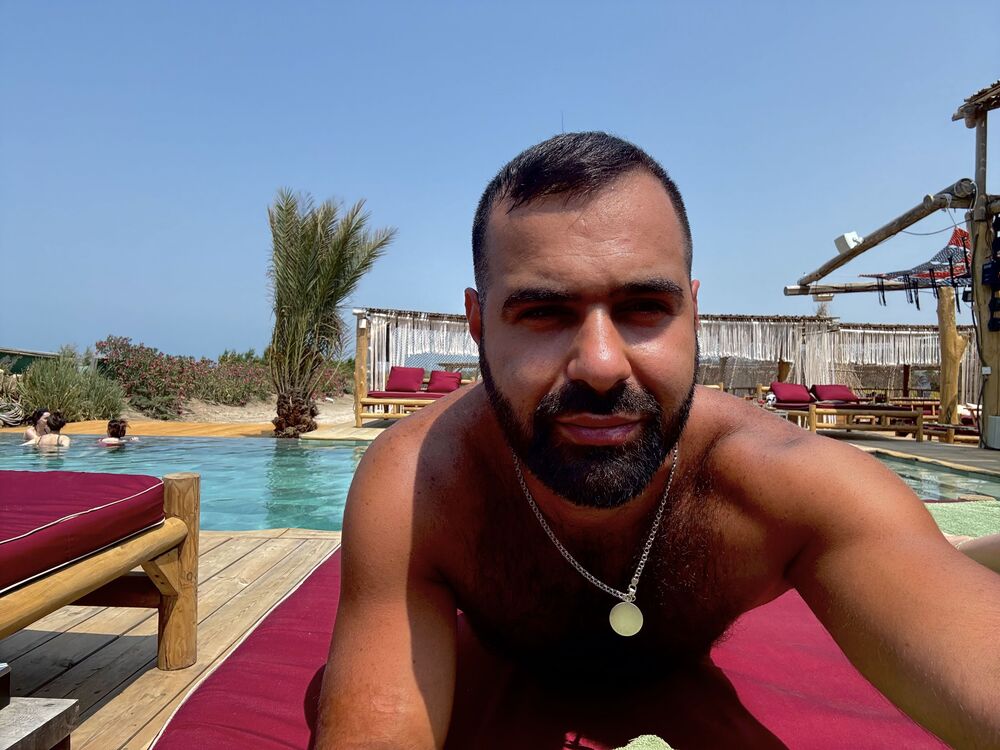 ,   Yusif, 31 ,  