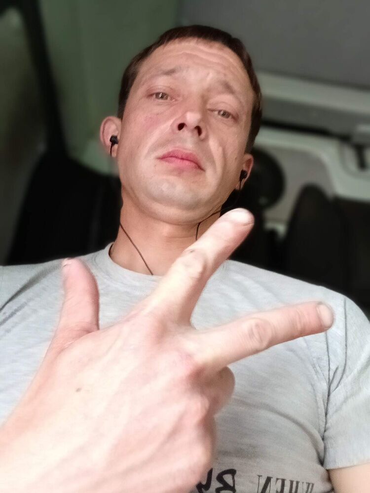  23798525  , 37 ,    