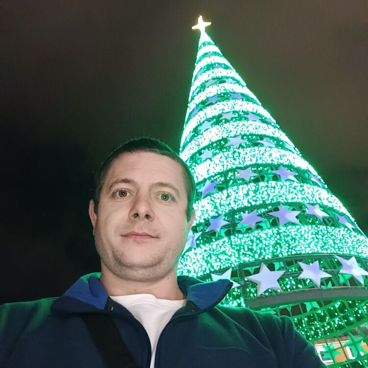  32158735  Andrei, 35 ,    