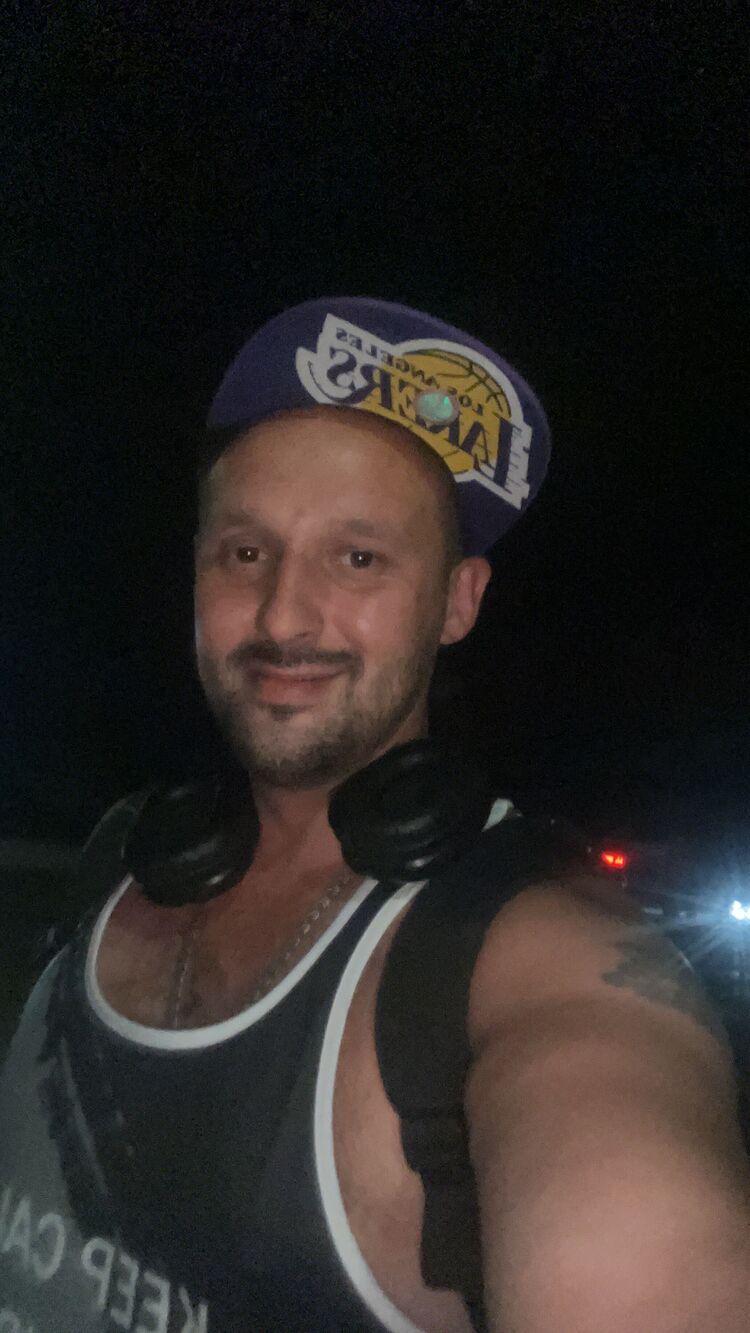  44947915  , 35 ,    