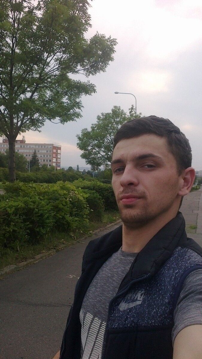  Cerny Most,   Roma, 31 ,   ,   , c 