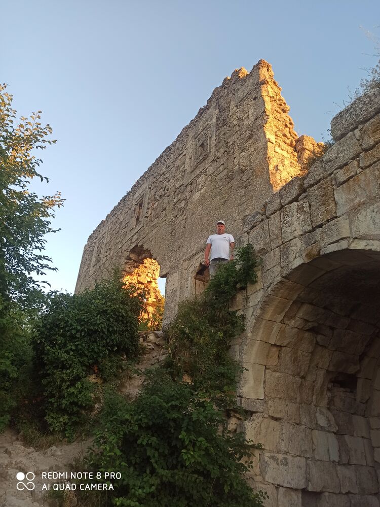  ,   Vladimir, 48 ,     , c 