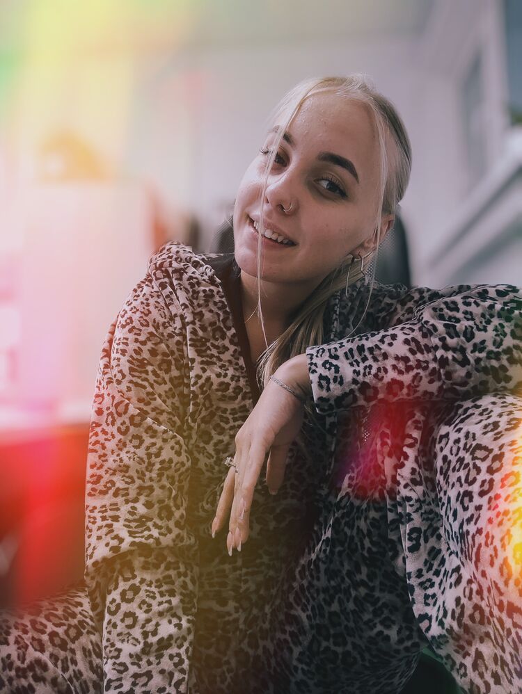  ,   Svetlana, 24 ,     , c 