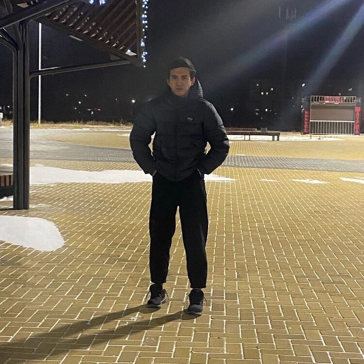  31463465  Ardak, 22 ,    