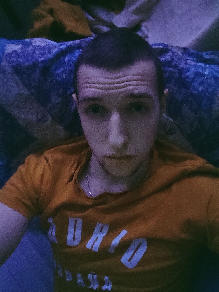  48542325  Dima, 21 ,    Kepno