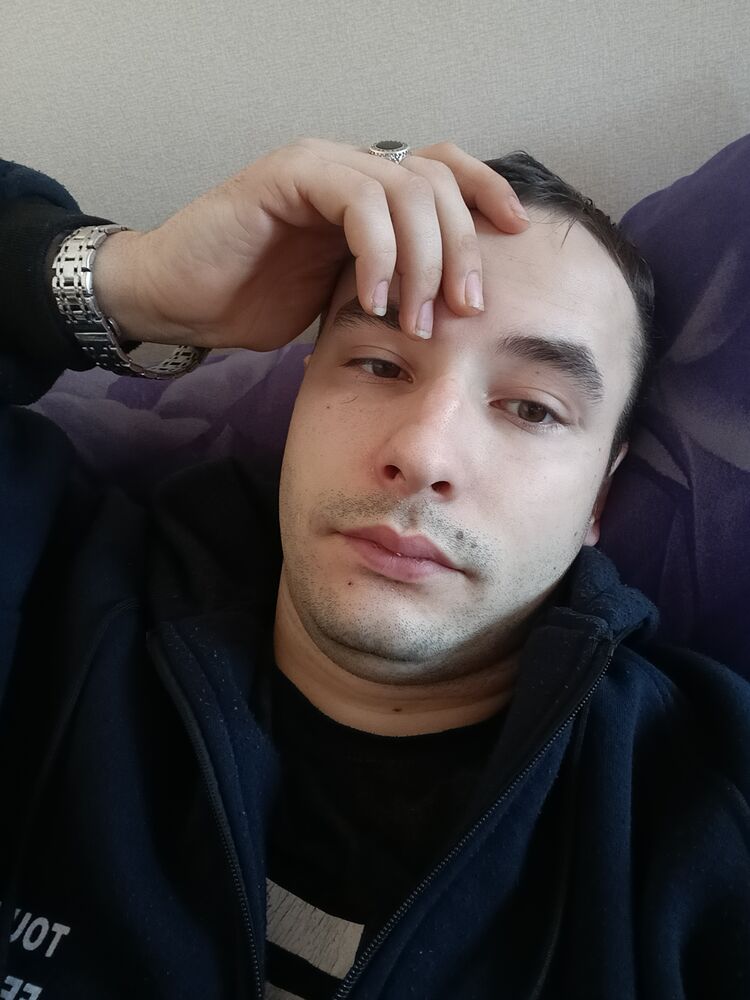  33855725  Vladislav, 27 ,    