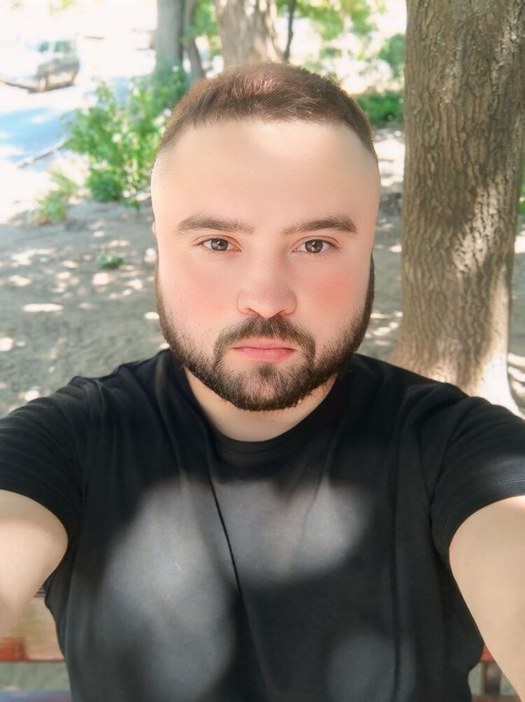  ,   Volodymyr, 34 ,   ,   