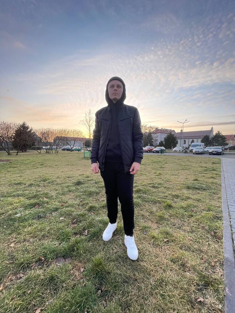  25260335  Daniil, 26 ,    Bielany Wroclawskie