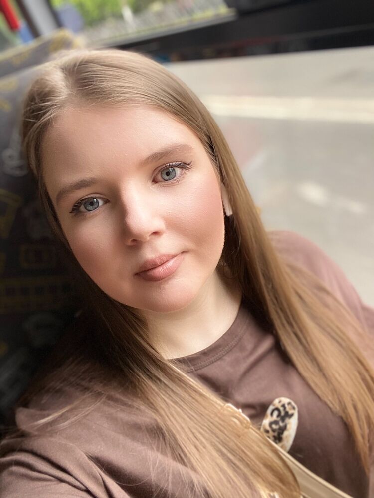  54595515  Diana, 22 ,    