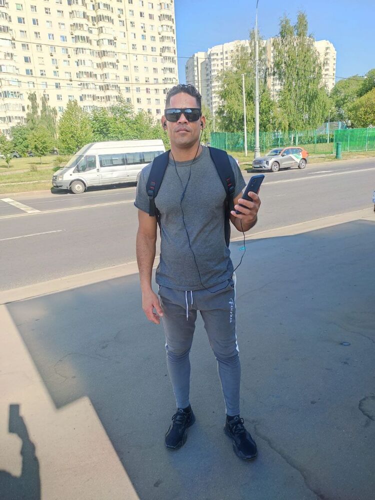  36677045   , 40 ,    Moscow