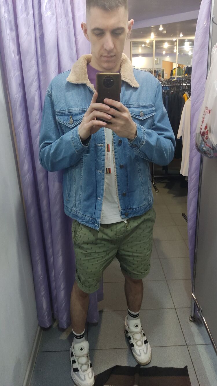  37747975  , 29 ,    