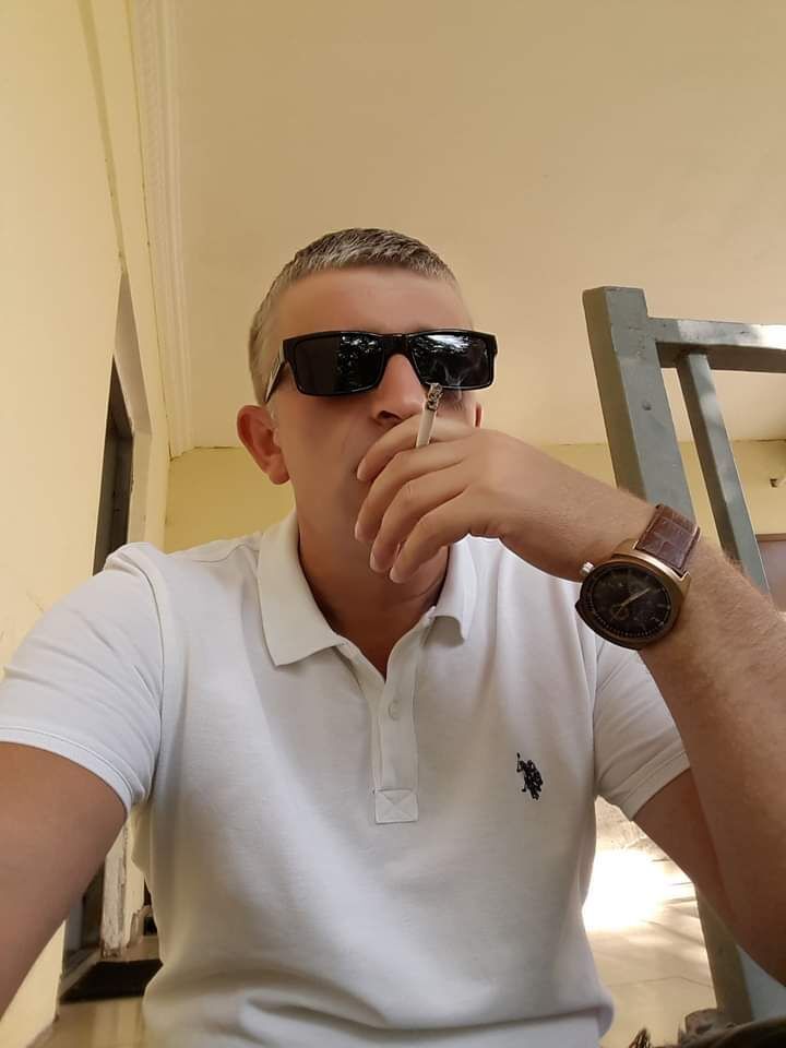  29684785  Irakli, 44 ,    