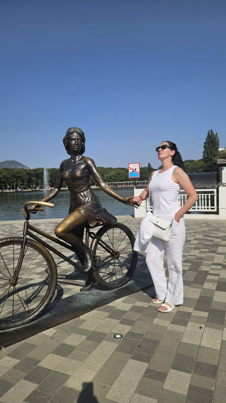  53929385  Sara, 36 ,    Limassol