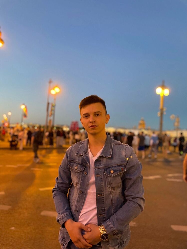  ,   , 28 ,   ,   