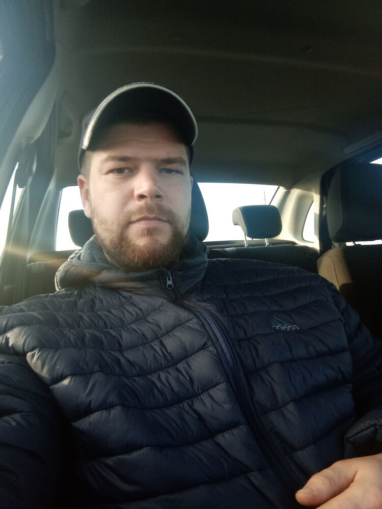  31721935  , 30 ,    