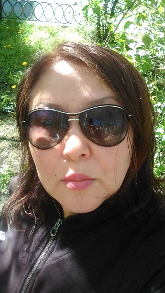  ,   Sandi, 52 ,   ,   , c 
