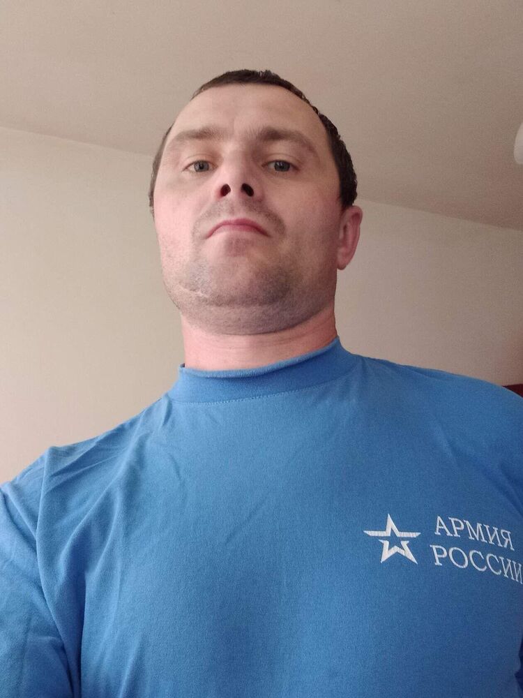  ,   Oleg, 46 ,   ,   , c , 