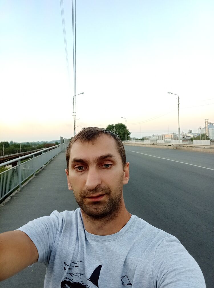  28857645  , 38 ,    