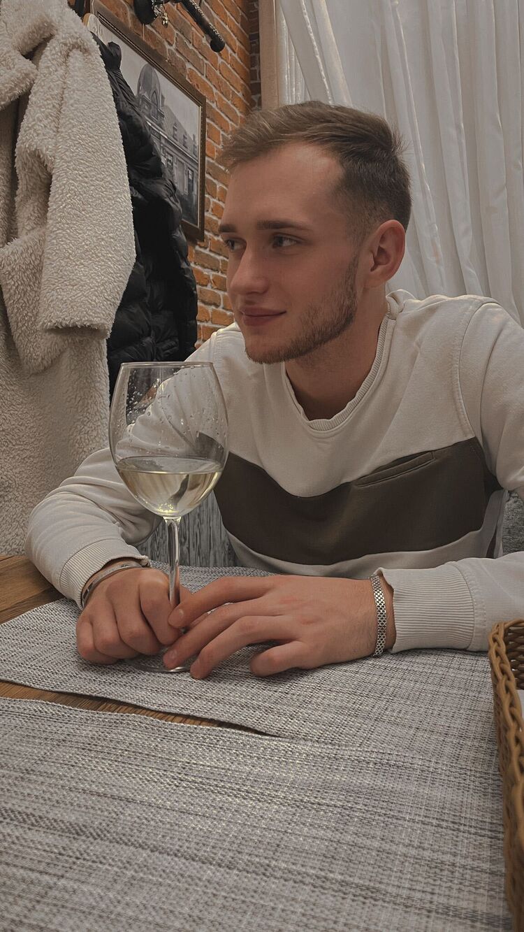  36555325  Nikita, 25 ,    