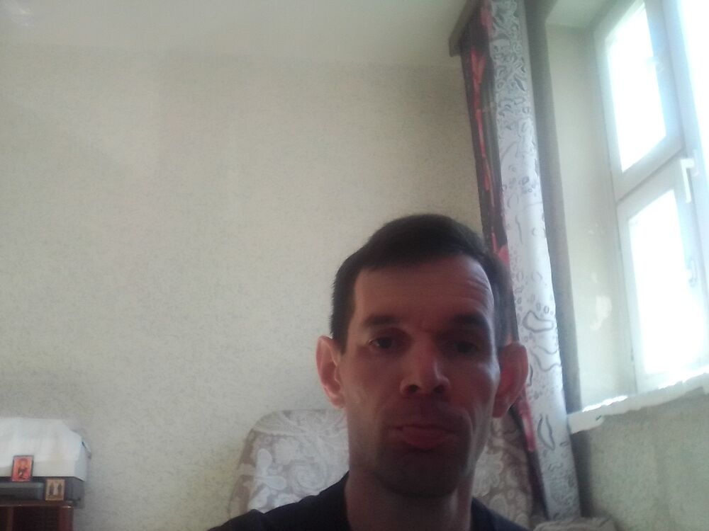  ,   Nikita, 44 ,   ,   