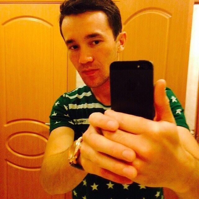  10328935  Bekzod, 33 ,    