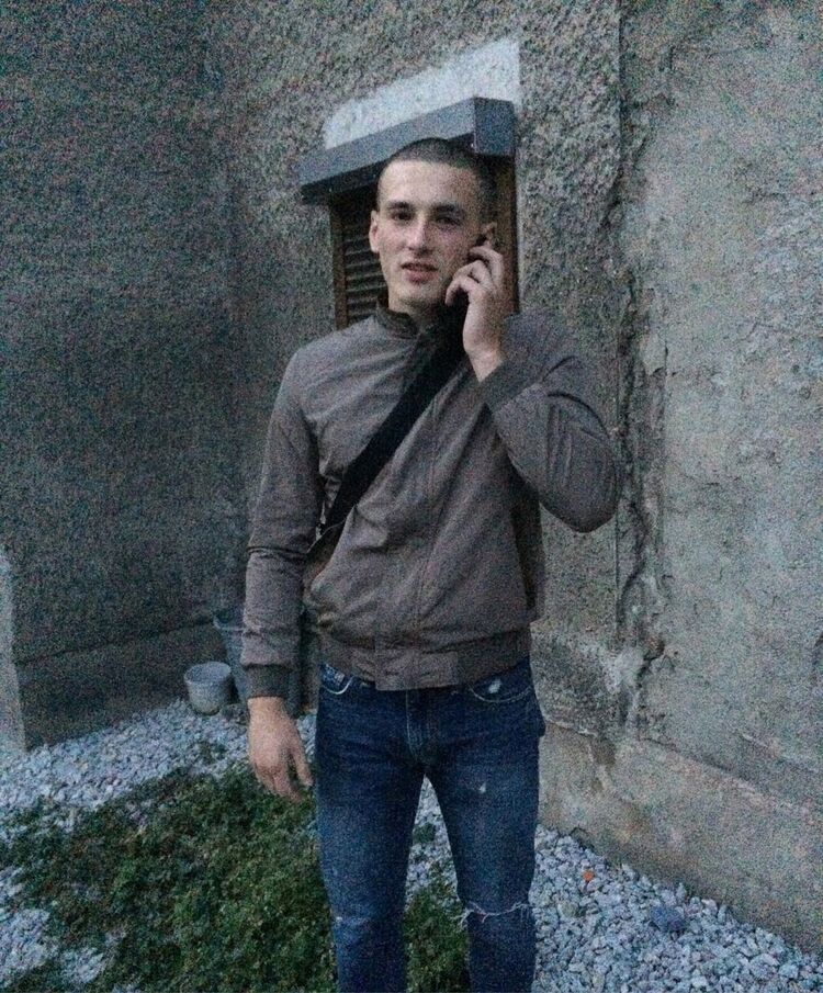  ,   Valentyn, 31 ,   