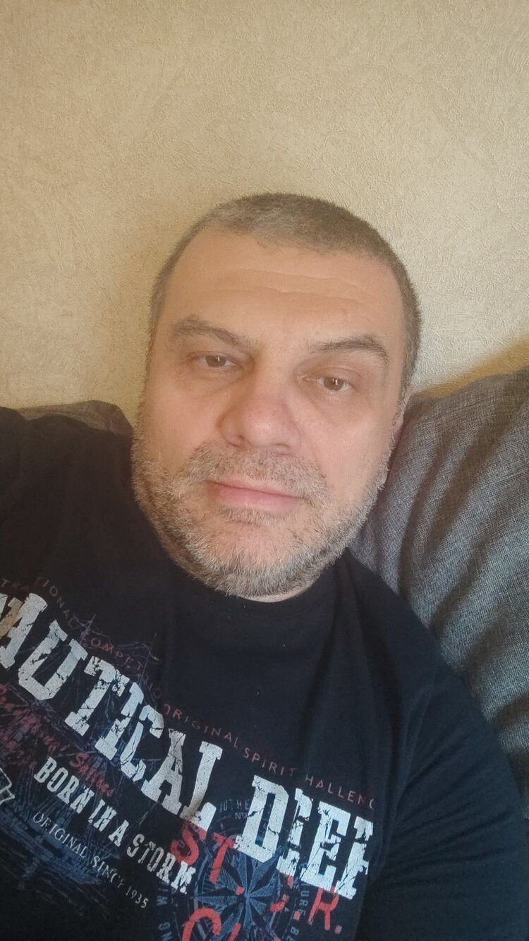  46845125  , 51 ,    