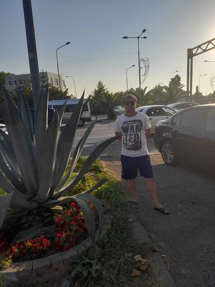 23447695  Ը, 43 ,    