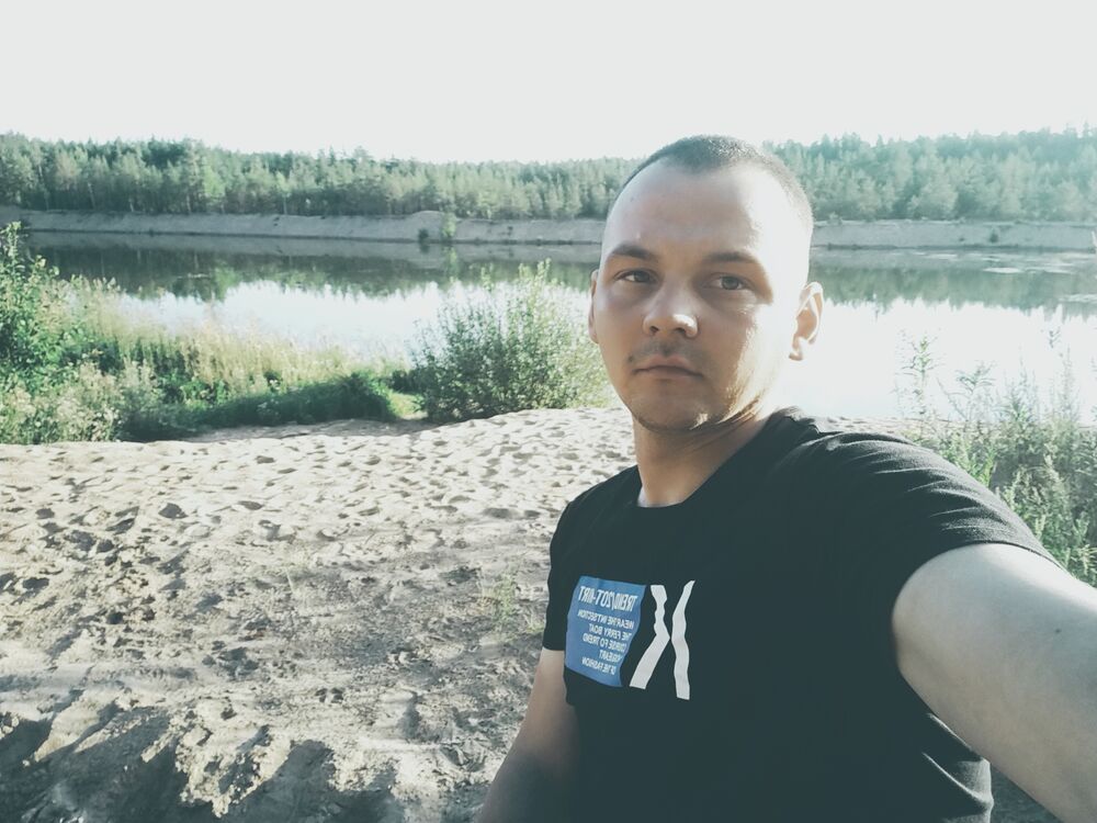  30734925  Kvadre, 32 ,    