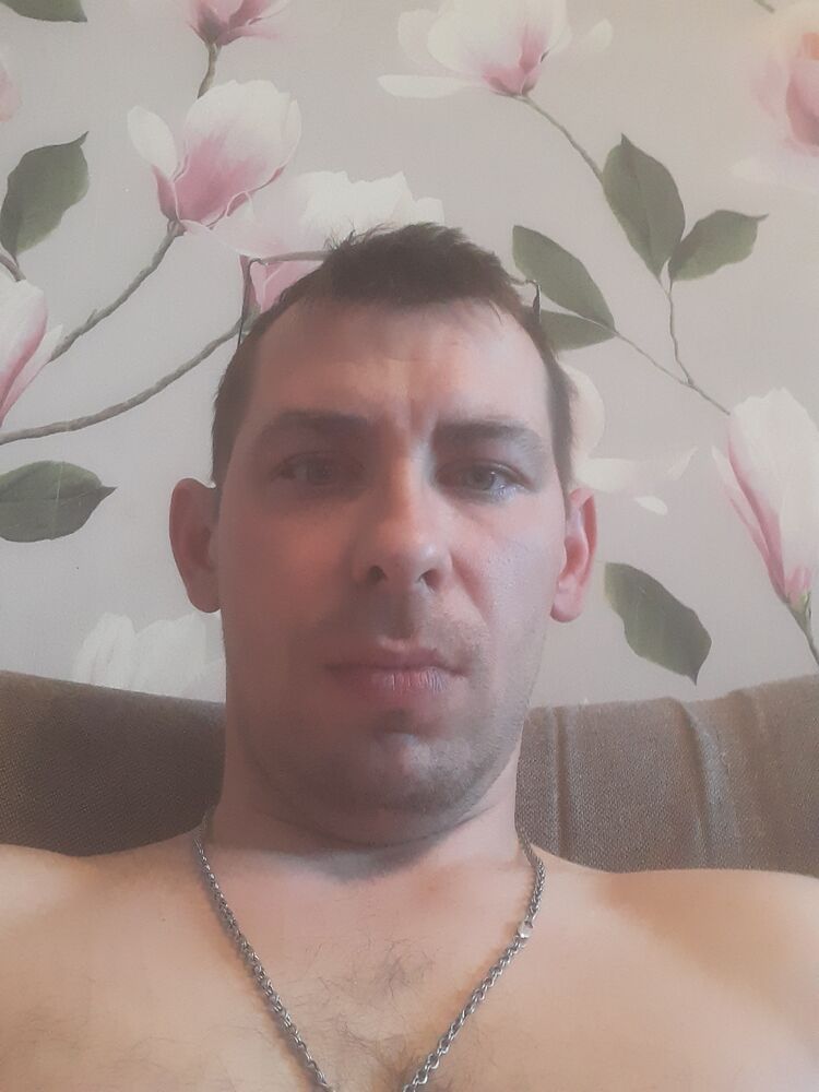  ,   Sergei, 37 ,   ,   