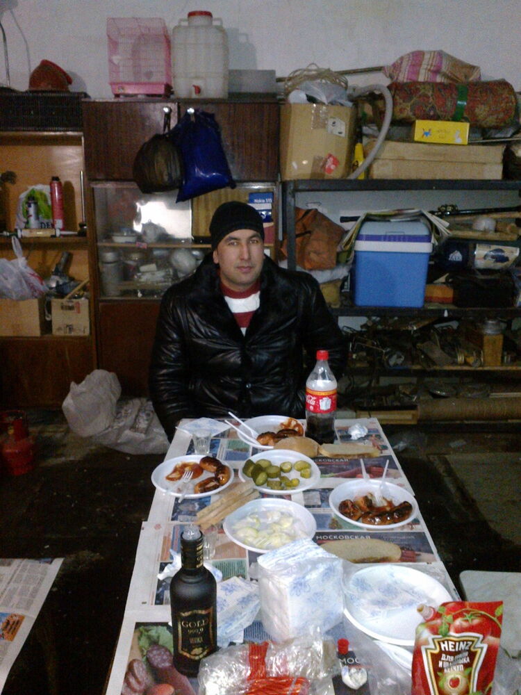  5633845  Jamshid, 41 ,    