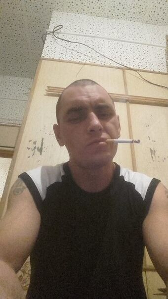  10895005  Vova, 44 ,     