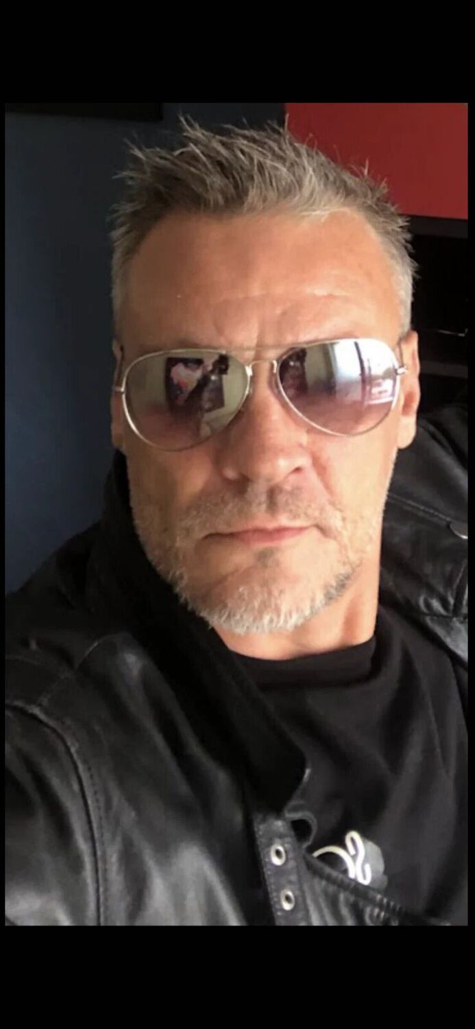 ���������� ������, ���� ������� Erik, 52 ����, ������������ ��� c�������� ���������