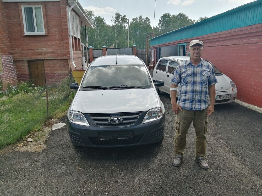  21270415  , 59 ,    